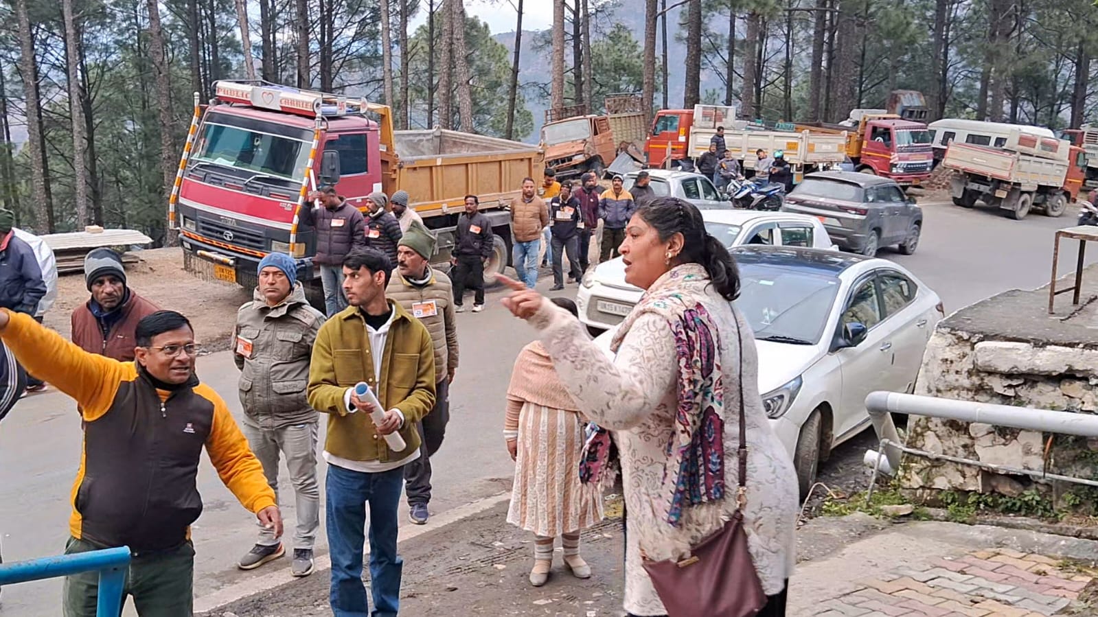 निर्दलीय प्रत्याशी हिमानी का जनसंपर्क हुआ तेज