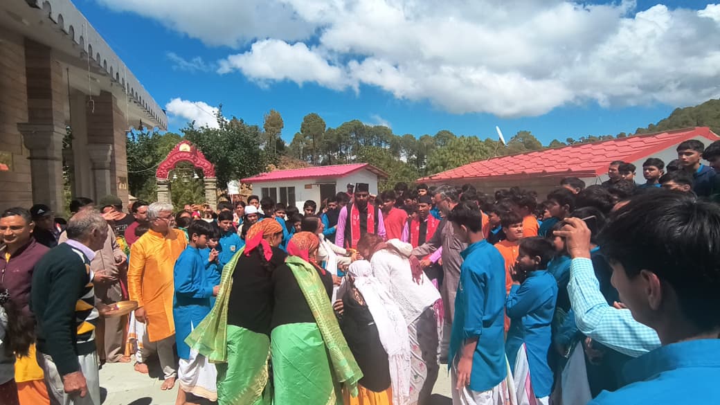 वसंतीय नवरात्रि का दिव्य आलोक