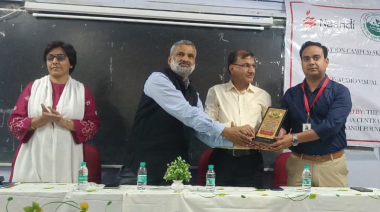 पौड़ी में एम्प्लायबिलिटी स्किल डेवलपमेंट प्रशिक्षण कार्यक्रम का समापन, छात्राओं में दिखा उत्साह