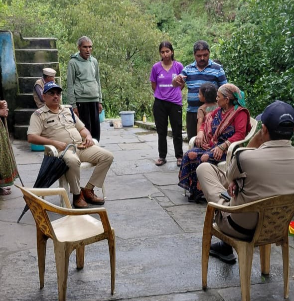 पौड़ी के मरोड़ा गांव में पिता-पुत्र ने कीटनाशक पिया, दोनों की मौत
